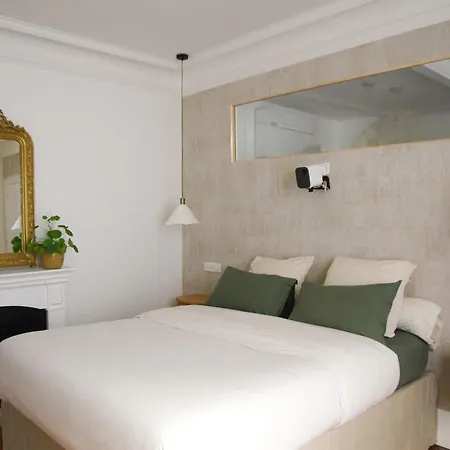 Luxury Air-conditioned Flat In The Heart Of Daire *